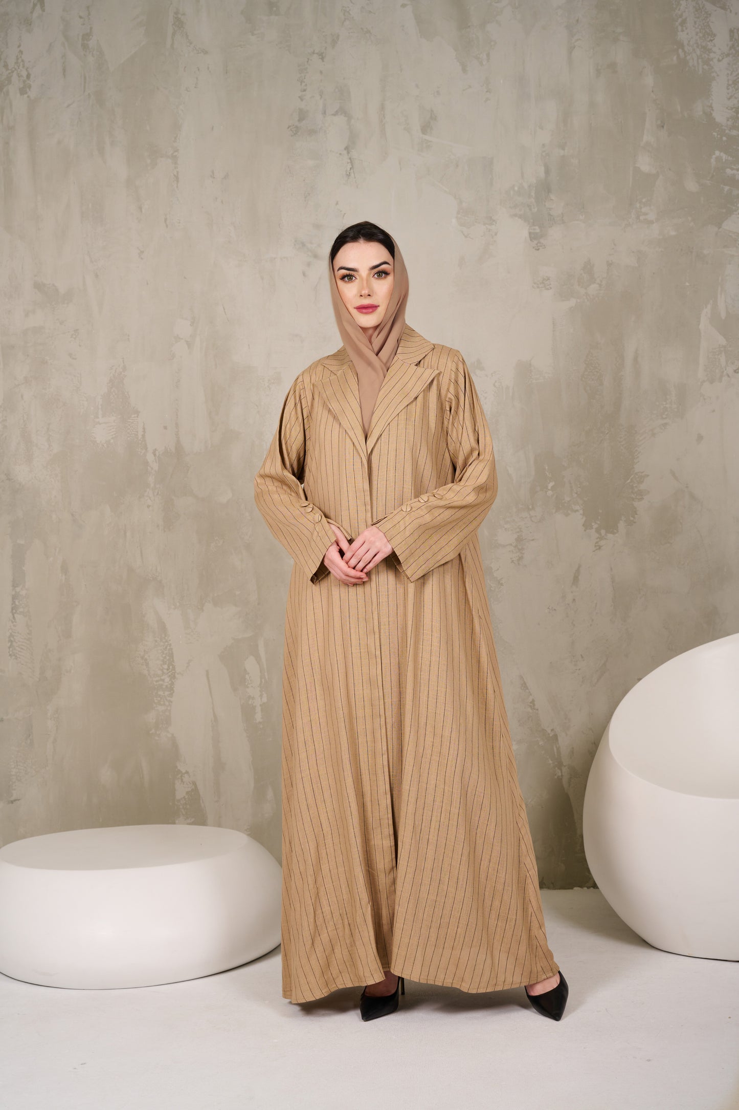 AT-024 Abaya