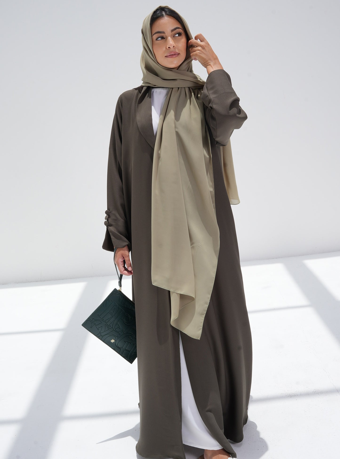 ATJ-05 Abaya