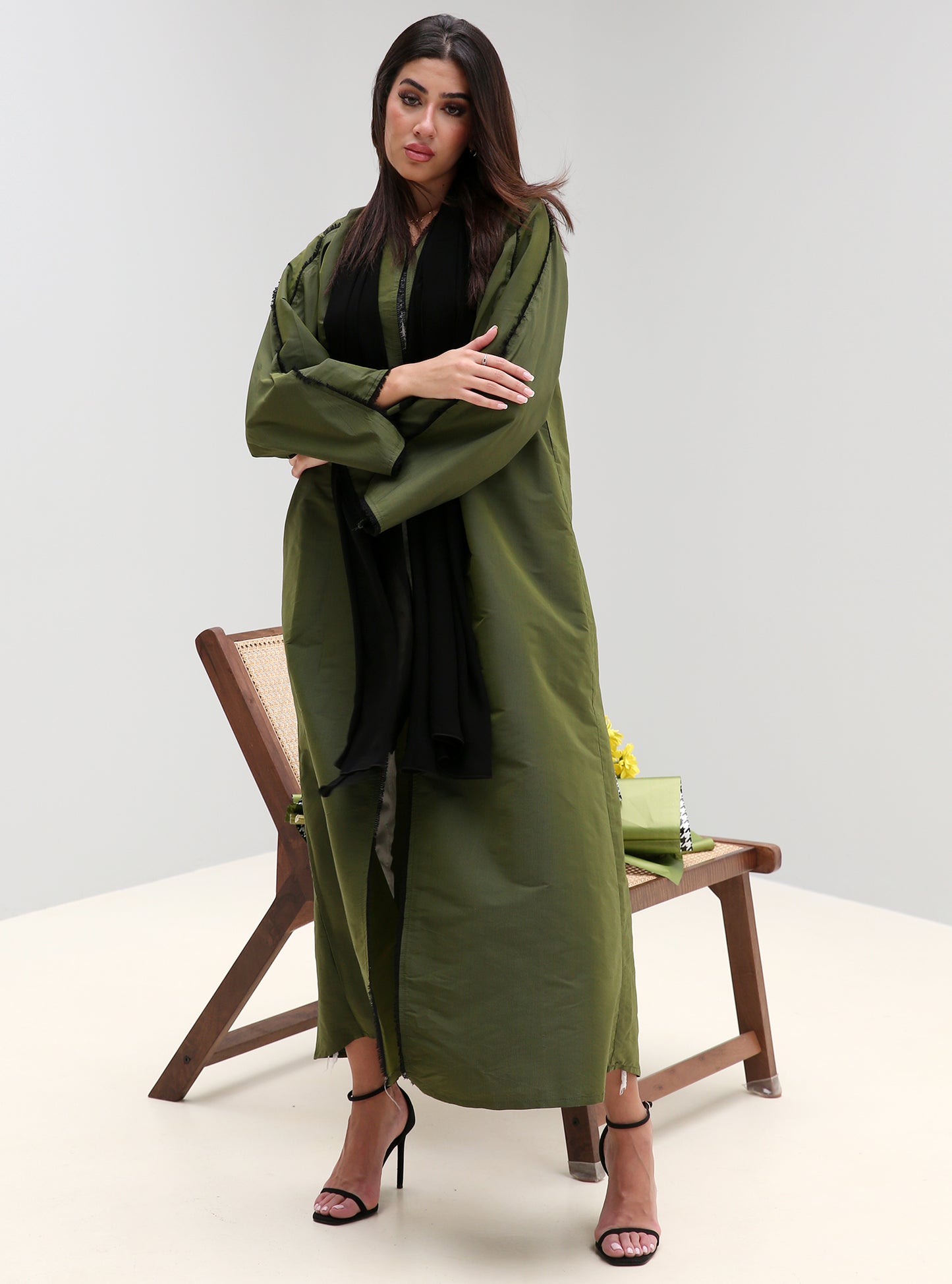 ATA-065 Abaya