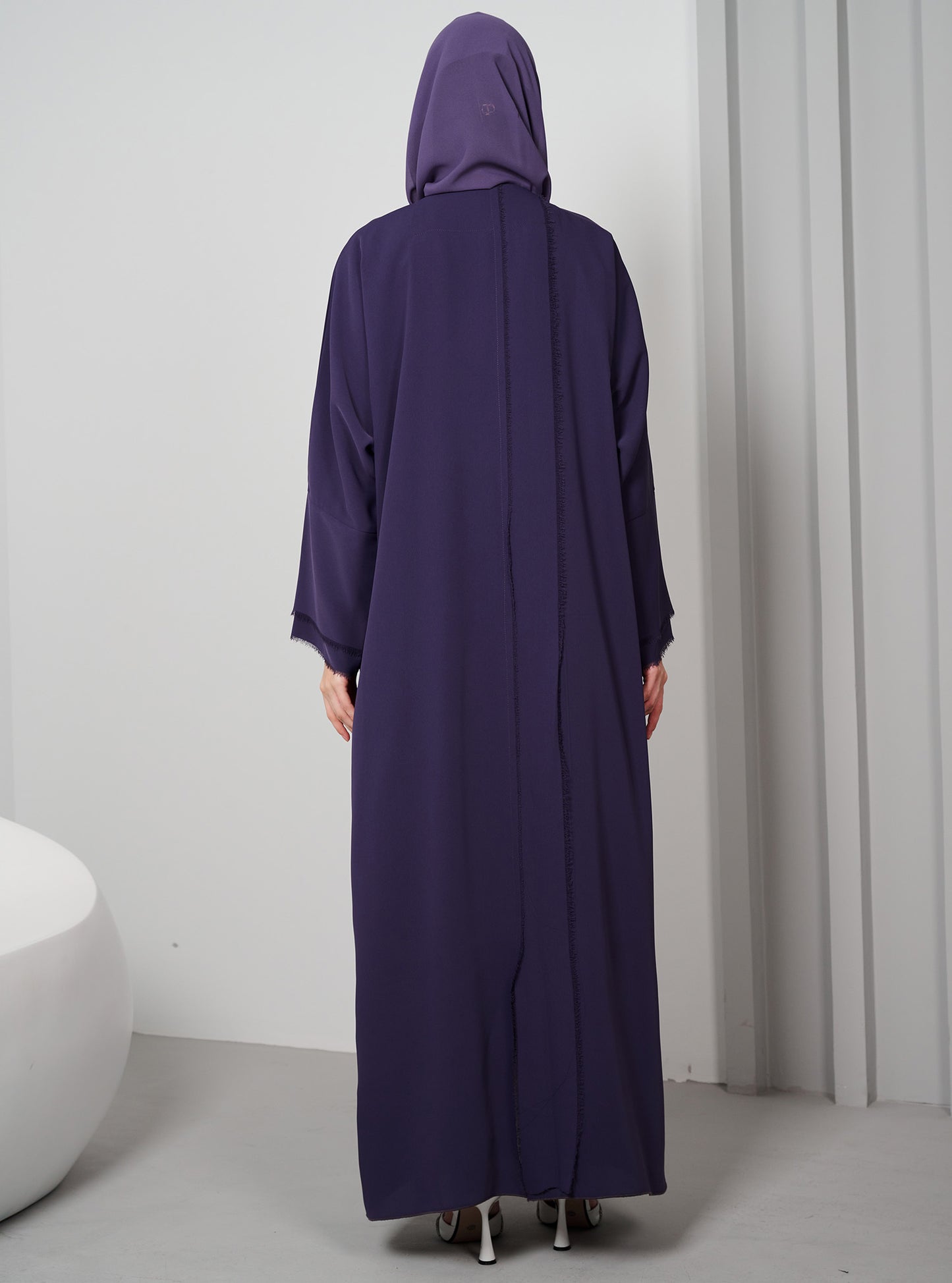 AT-026 Abaya