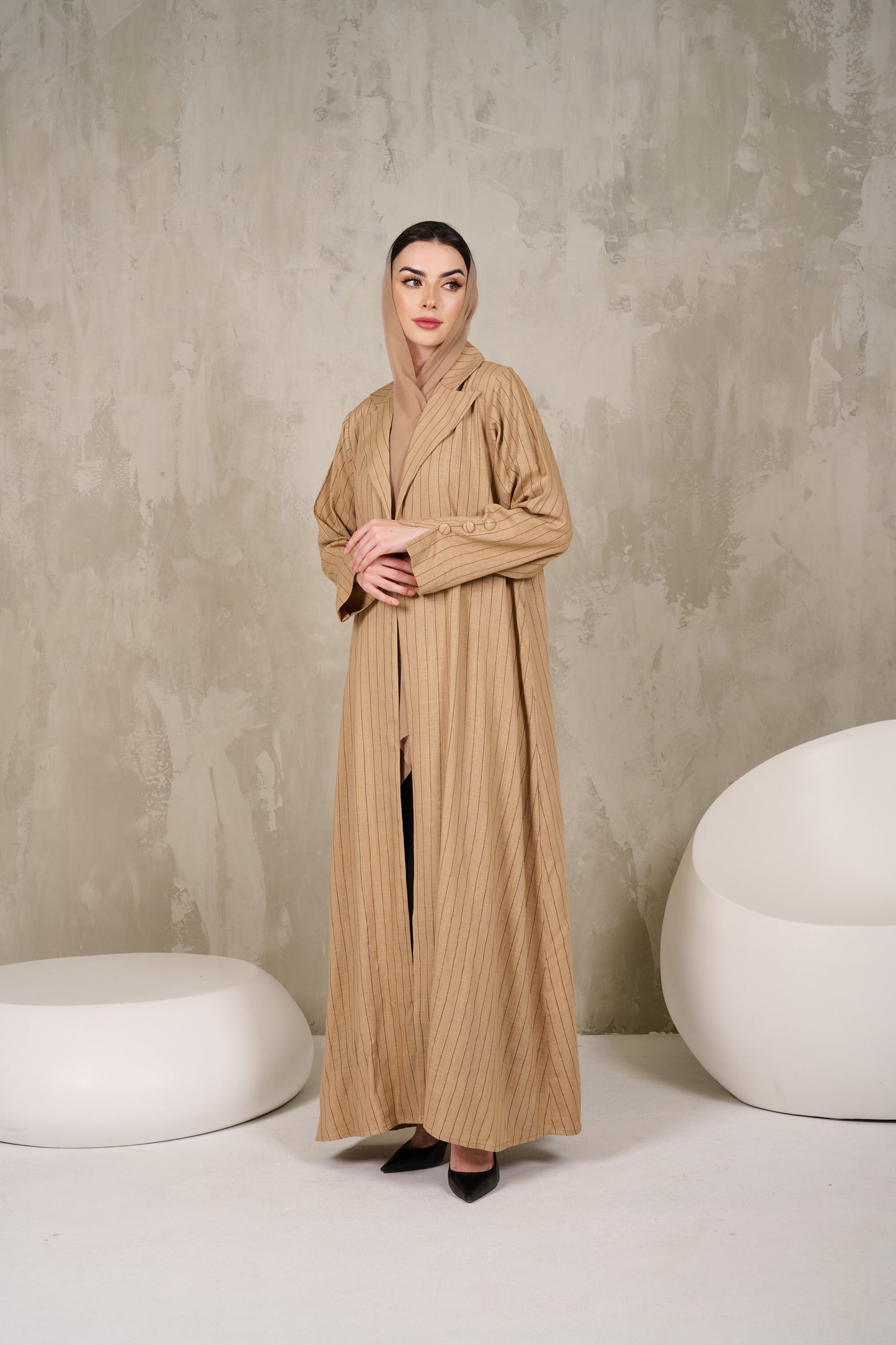 AT-024 Abaya