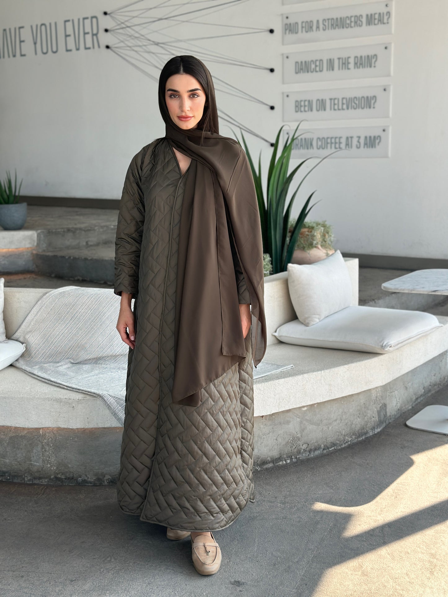 ATD006 ABAYA