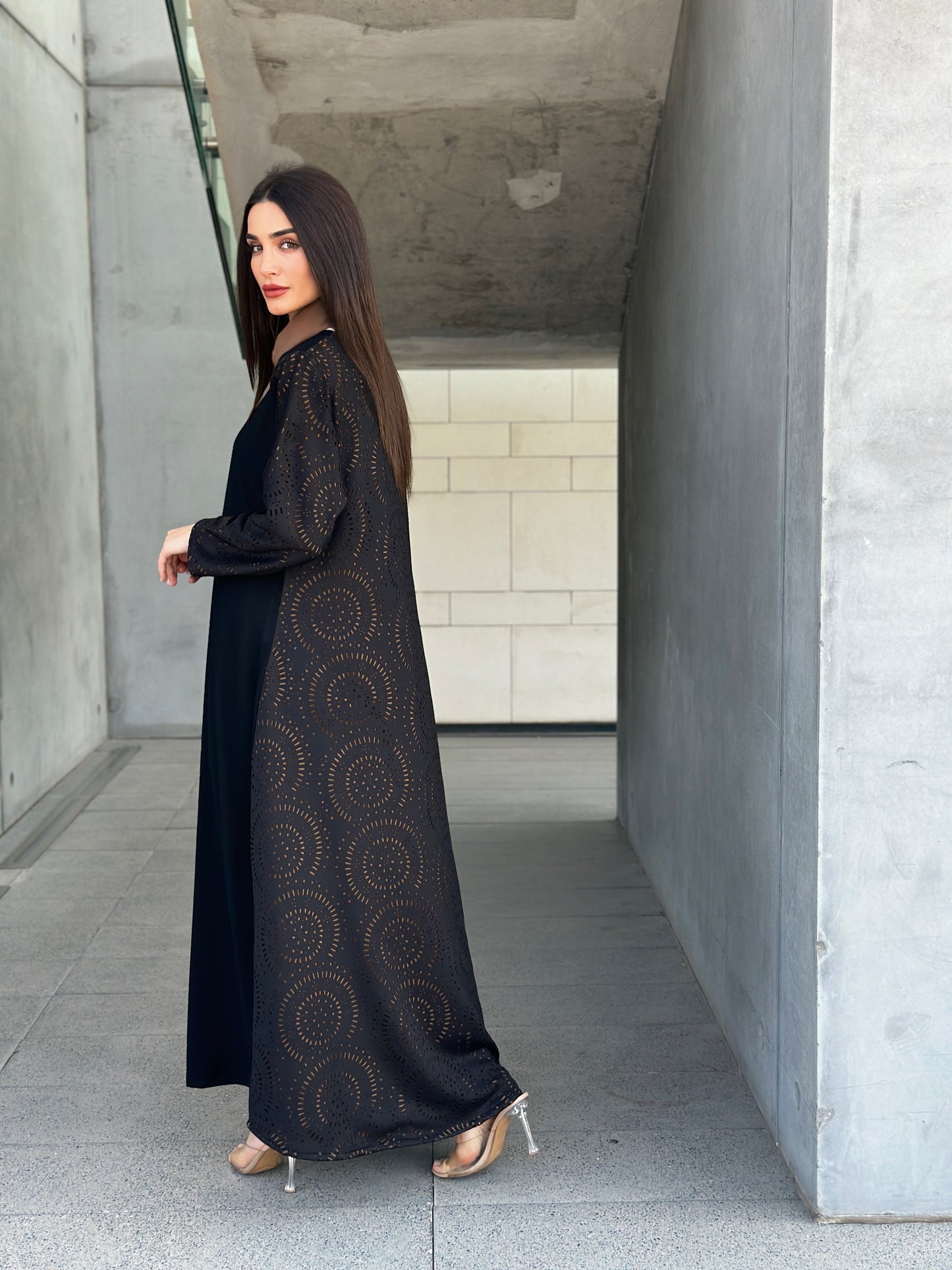 ATD010 ABAYA