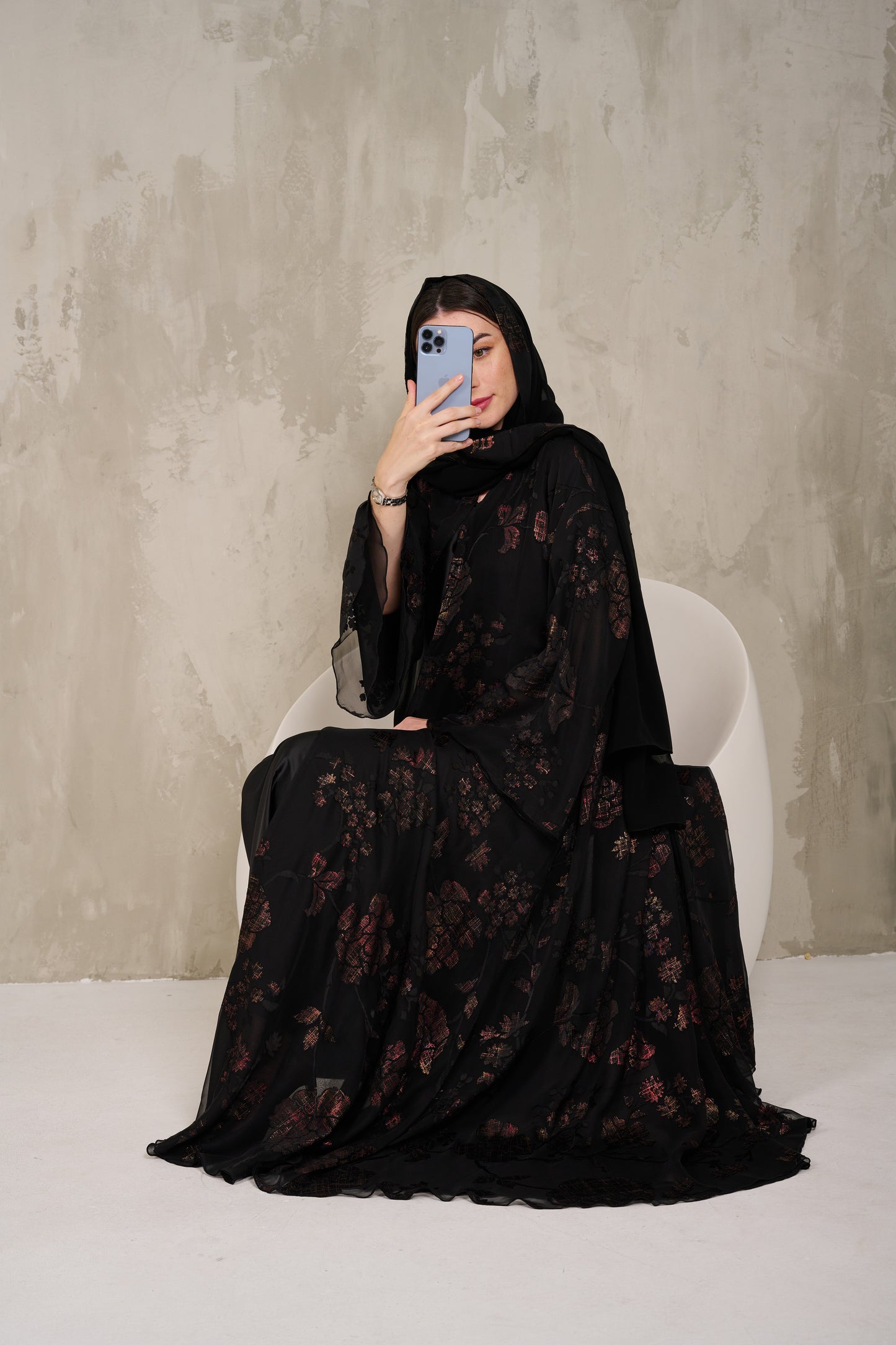 AT-021 - ABAYA