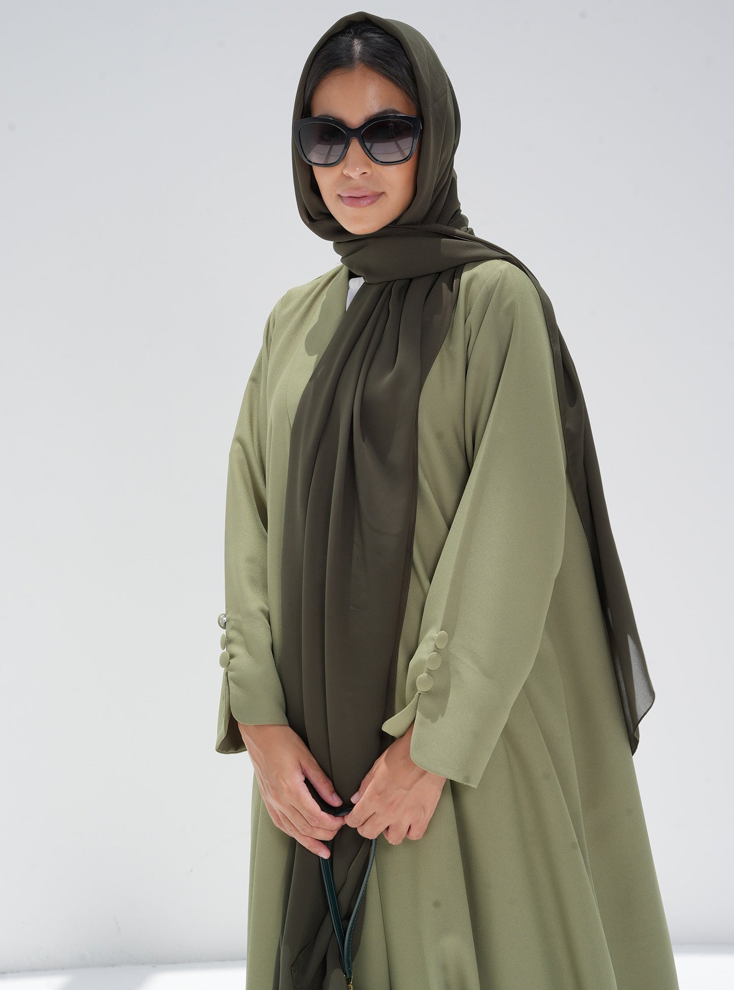 ATJ-09 Abaya