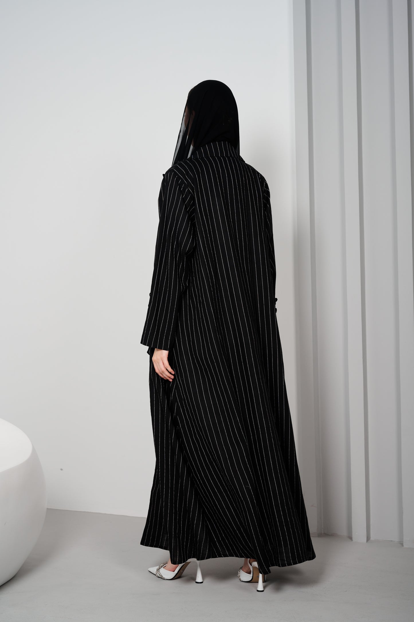 AT-023 Abaya