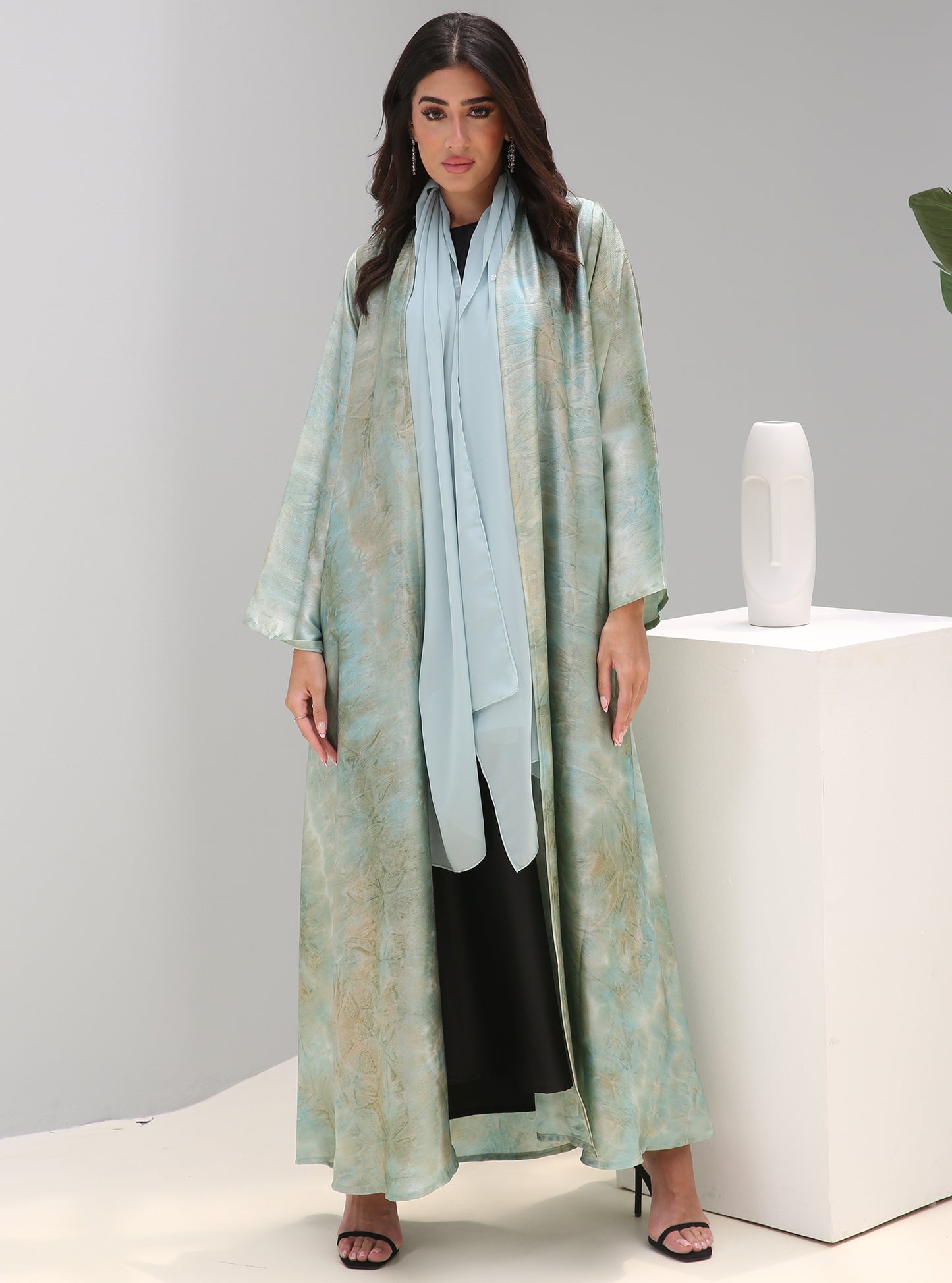 ATG-057 Abaya