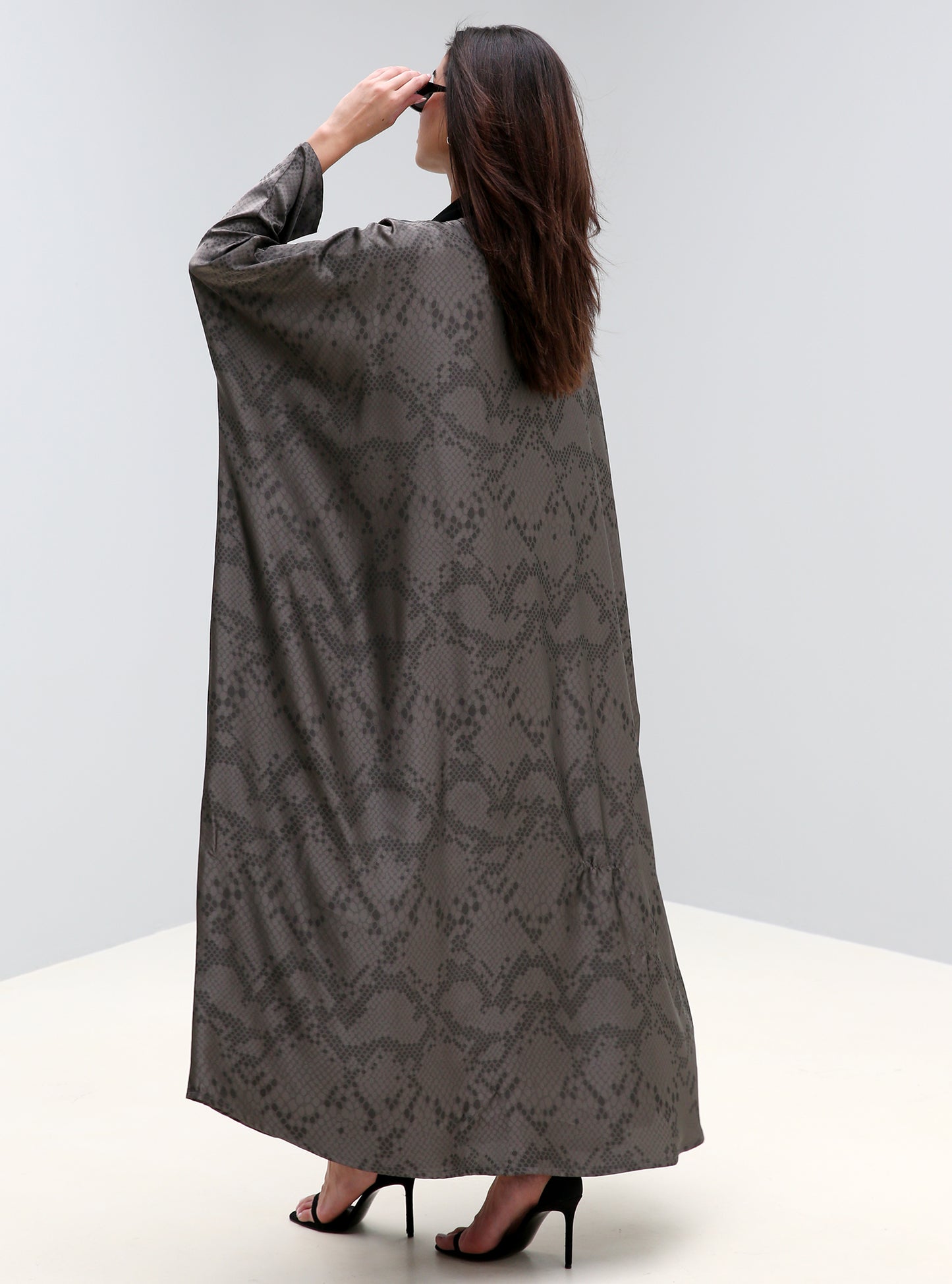 ATA-067 Abaya