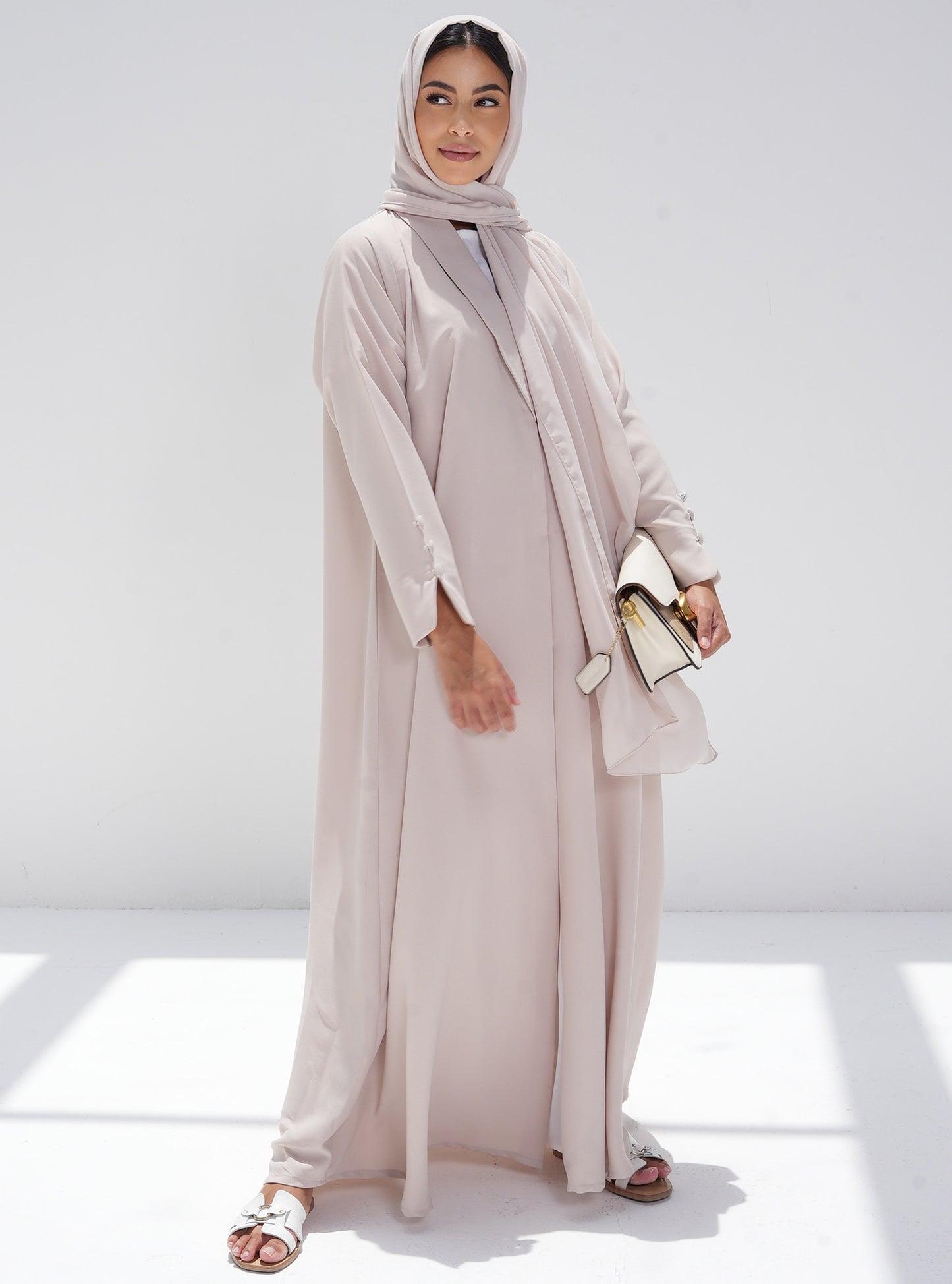 ATJ-06 Abaya