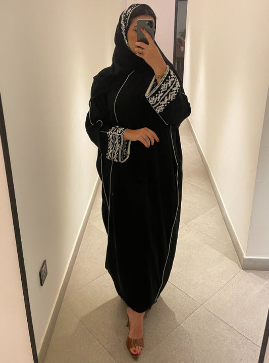 Black crepe Abaya